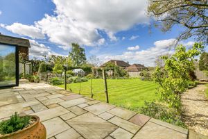 Photo 16- click for photo gallery